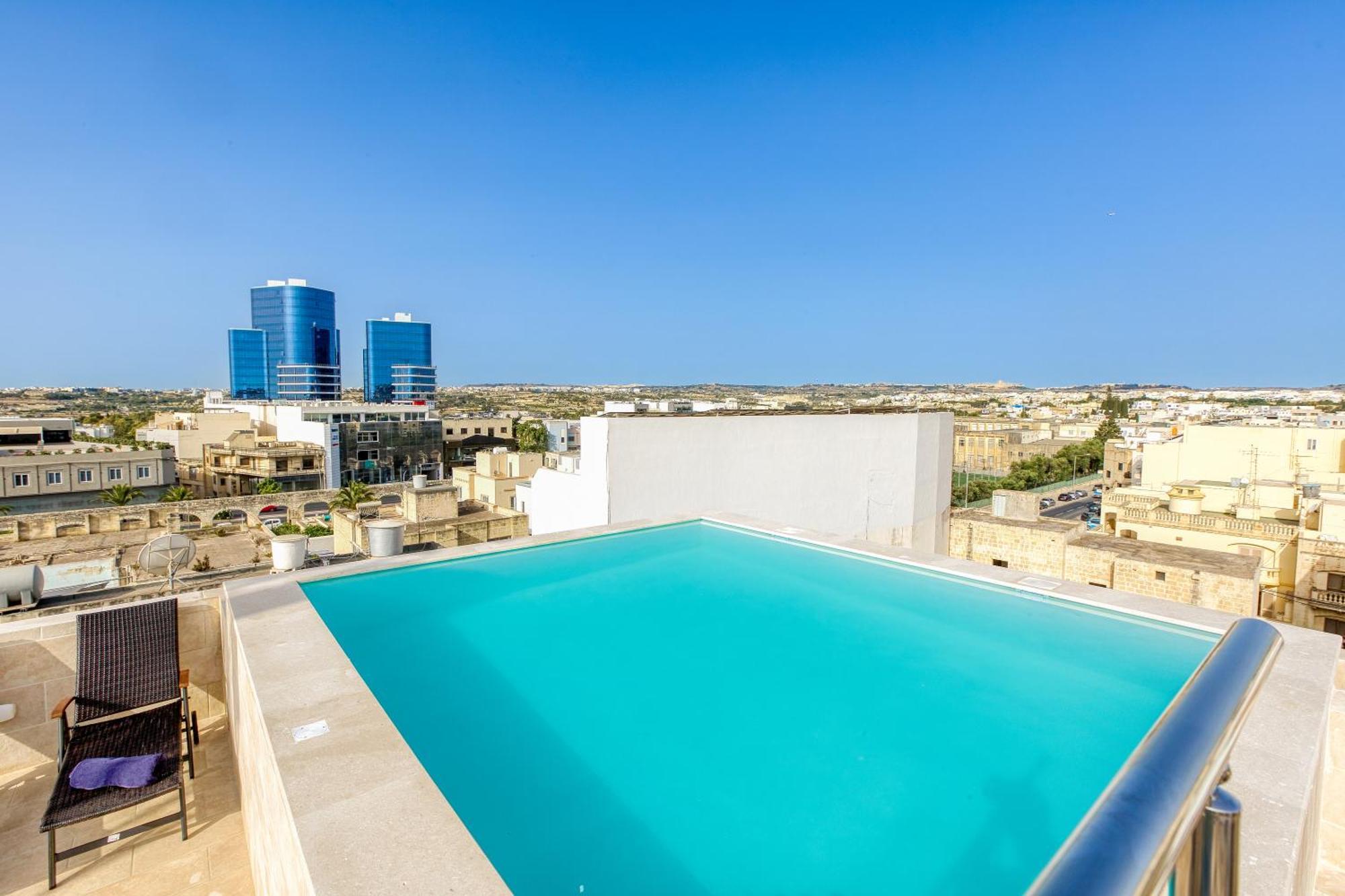 Annitchka Mansions - Penthouse In Central Malta Birkirkara Exterior foto